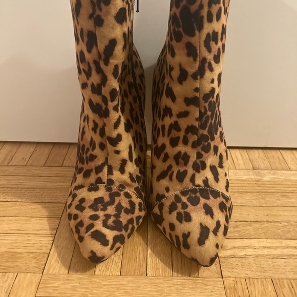 LONDON REBEL LEOPARD STILETTO ANKLE BOOTS - Picture 7 of 11